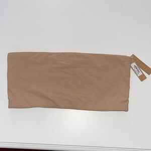 BNWT Skims Bandeau Clay size M